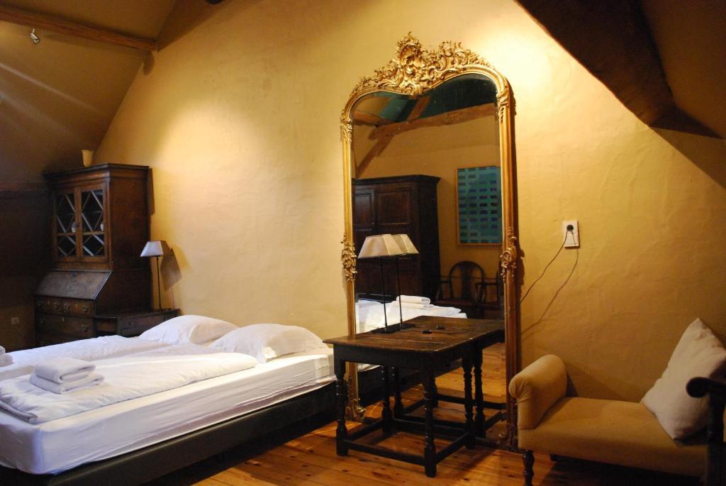 Hotel Orshof Opglabbeek Habitación foto